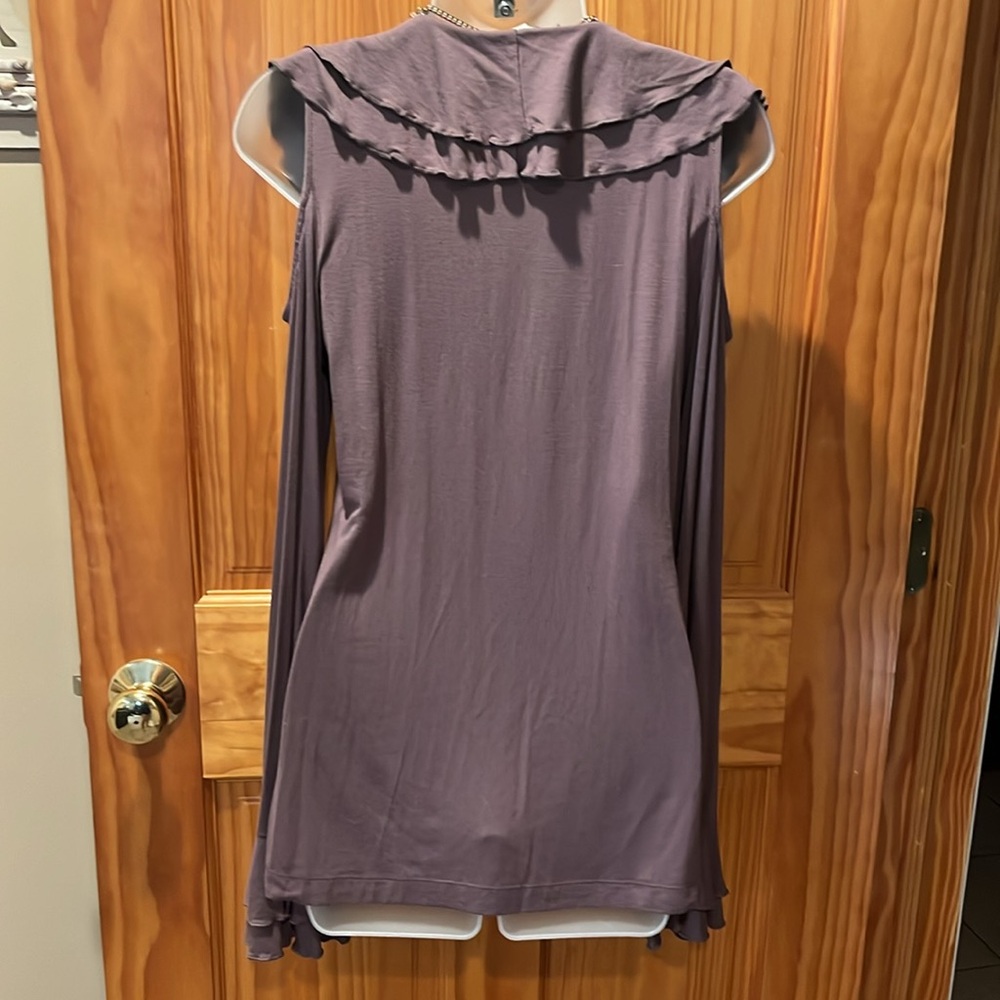 Boston Proper Cold Shoulder Ruffle Detail Top - Picture 9 of 12